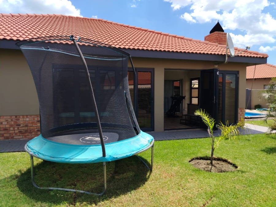 3 Bedroom Property for Sale in Waterkloof A H North West